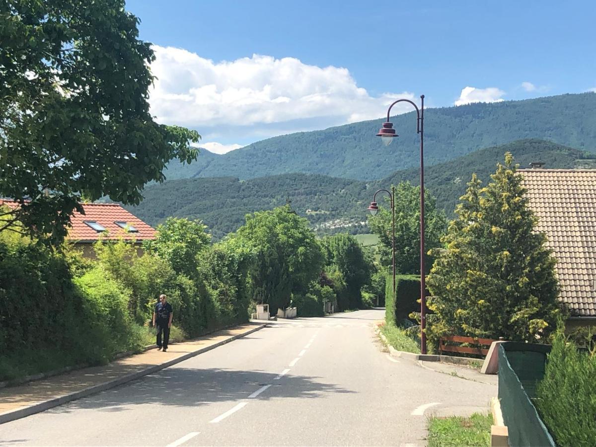 Jolie Appart T4 La Zoune Avec Jardin 8 Personnes Chorges Exteriör bild