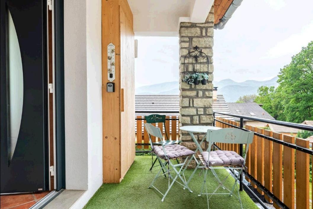 Jolie Appart T4 La Zoune Avec Jardin 8 Personnes Chorges Exteriör bild