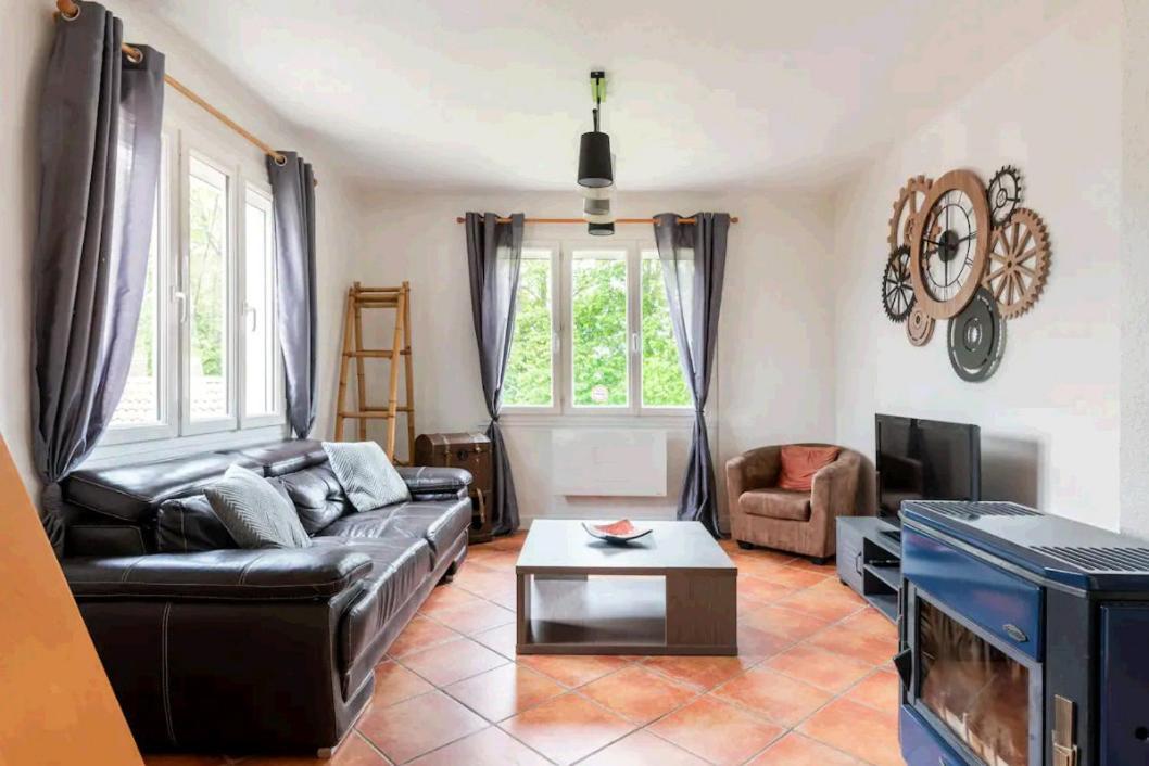 Jolie Appart T4 La Zoune Avec Jardin 8 Personnes Chorges Exteriör bild
